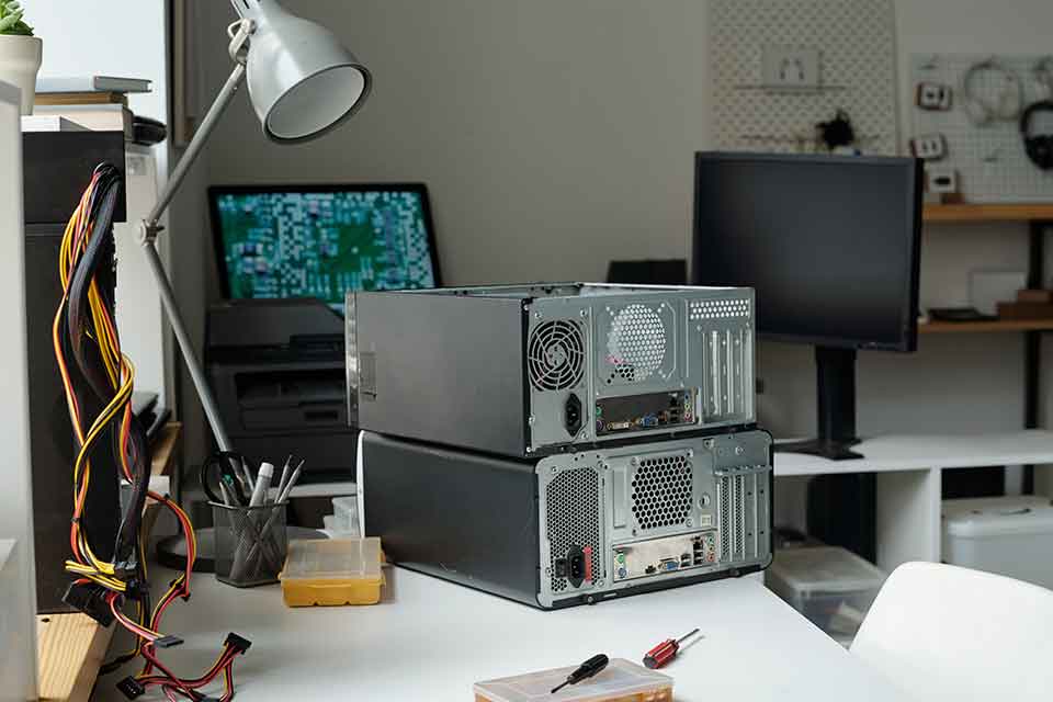 Tech Troubleshooting 101: Answering Your Top 5 Computer Questions